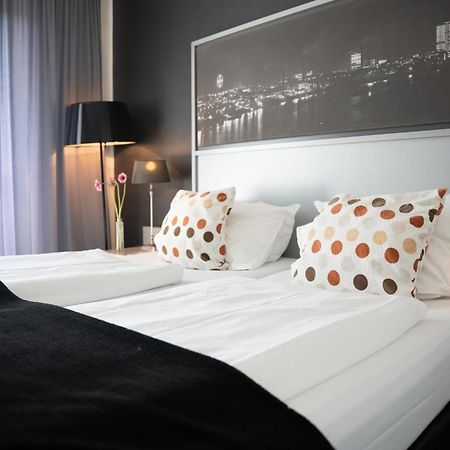 Hotel Medo Koeln Exteriör bild