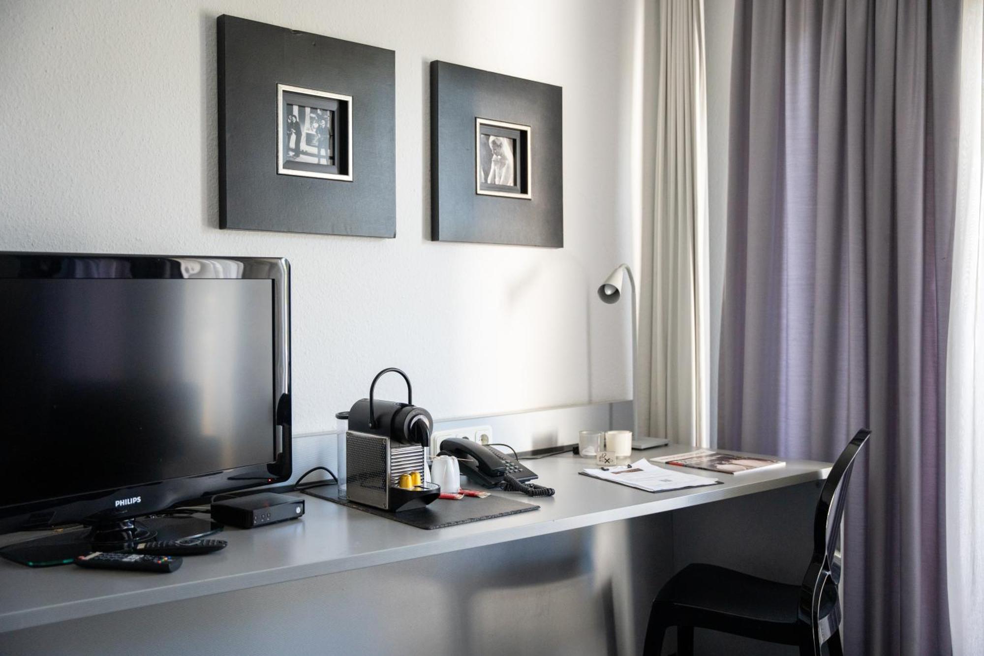 Hotel Medo Koeln Exteriör bild